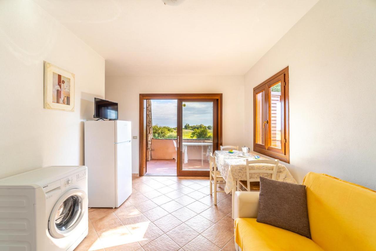 Iss Travel, Pedra Rosa 2 Bedroom Apartments With Private Terrace And Air Conditioning San Teodoro  Eksteriør bilde